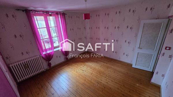 Maison familiale et conviviale où il fait bon vivre.