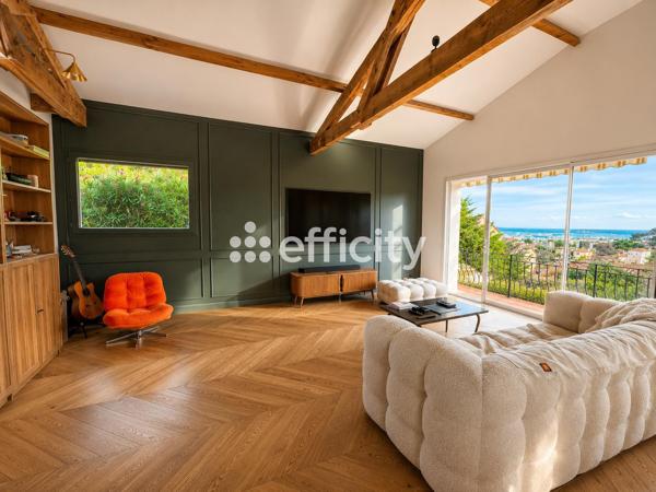 Maison
         6 pièces
        - 170 m² Bien prestige 1 685 000 € *
