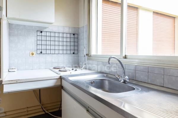 Appartement à vendre 1 pièces PARIS 15EME ARRONDISSEMENT (75)