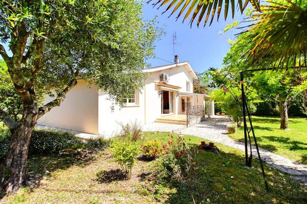 Maison 115 M² Quartier Saturne, Parcelle 921 M², Garage 35 M²