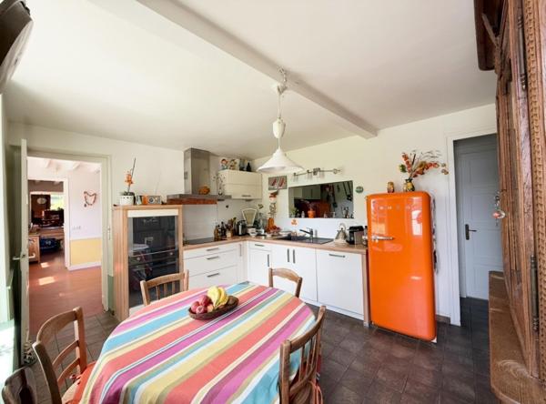 Maison à Thoiry, 78770 - 8 pièces 233m²