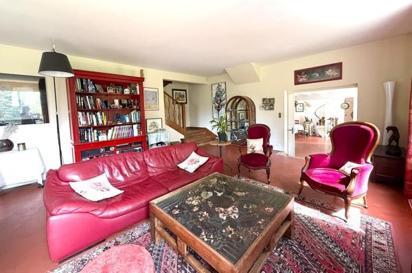 Maison à Thoiry, 78770 - 8 pièces 233m²