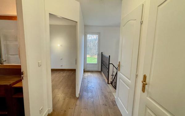 Maison à vendre    4 pièces •  La Destrousse