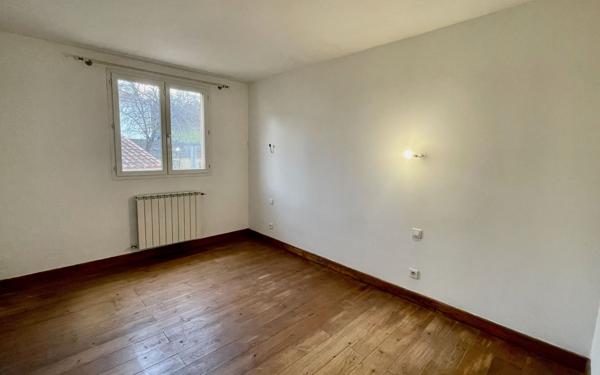 Maison à vendre    4 pièces •  La Destrousse