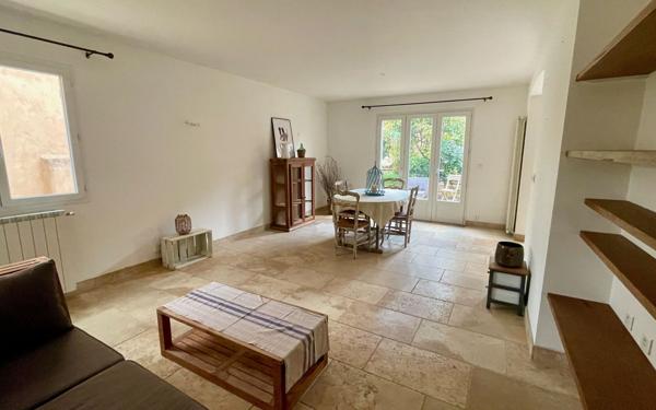 Maison à vendre    4 pièces •  La Destrousse