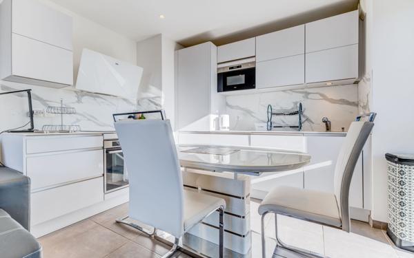 Appartement à vendre    4 pièces • 71,71 m2 Nice