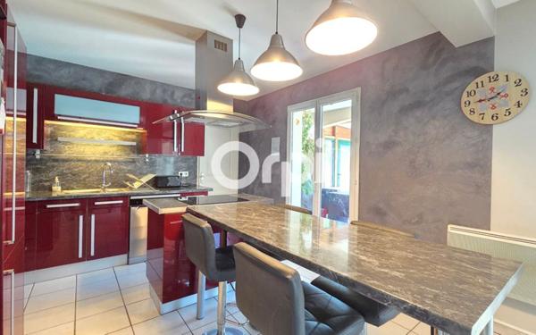 Maison à vendre    4 pièces • 118 m2 Saint-Bonnet-de-Mure