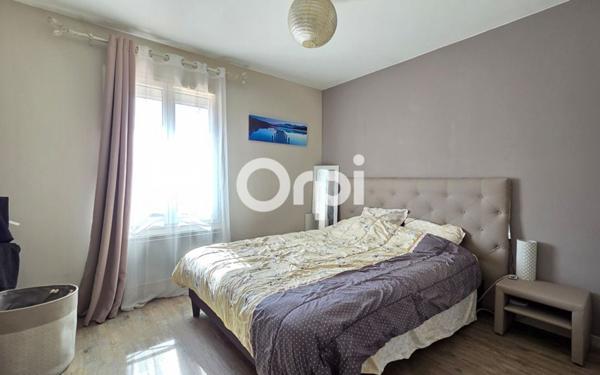 Maison à vendre    4 pièces • 118 m2 Saint-Bonnet-de-Mure