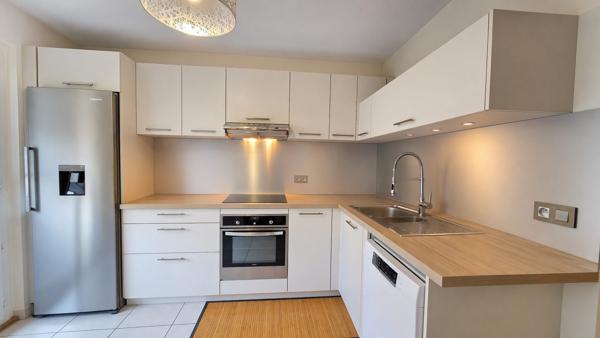 Spacieux Duplex T5 au Coeur de Messery