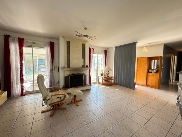 Maison à LA BREE-LES-BAINS, 17840 - 6 pièces 92m²