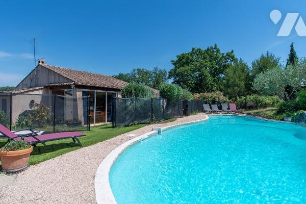 EXCLUSIVITE VIDAUBAN LES CHAUMES – VILLA DE PLAIN-PIED AVEC PISCINE ET TERRAIN DE 2 000 M²