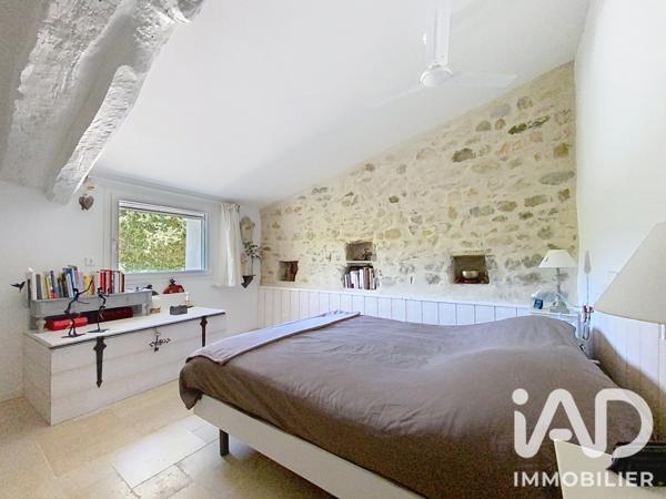 Immeuble à vendre 331 m² La Laupie
