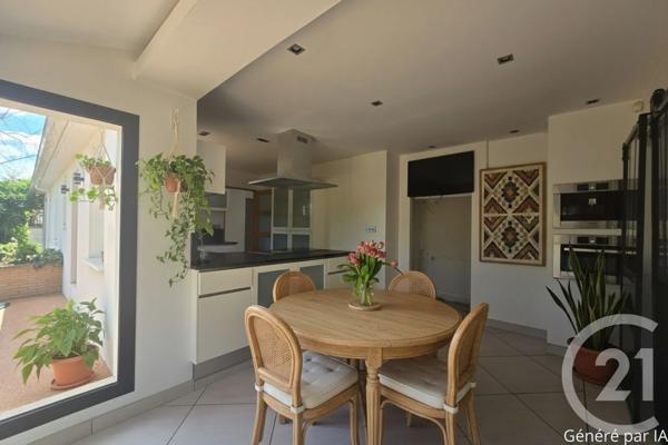 Maison à vendre  5 pièces - 175 m 2   CASTANET TOLOSAN  - 31