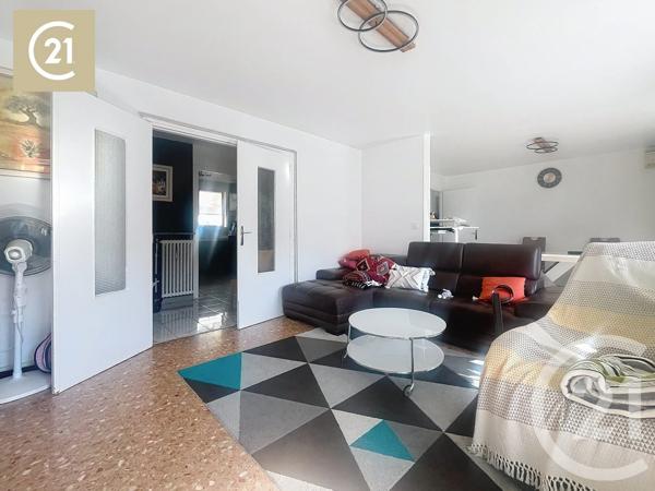 Appartement F4 à vendre  4 pièces - 97 m 2   BEZIERS  - 34