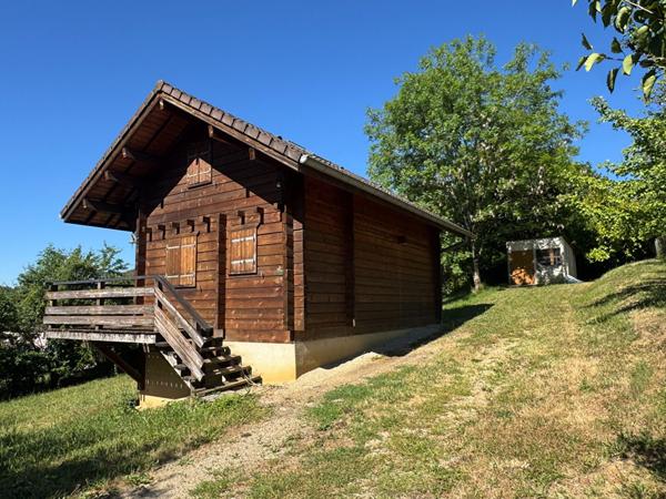 Chalet bois madrier Montmorot / 3 pièces / 2 chambres / 50 m²