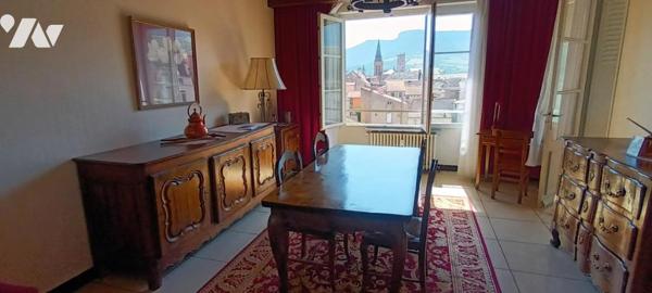 appartement T4 avec terrasse au 4ième étage et garage