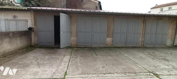 appartement T4 avec terrasse au 4ième étage et garage
