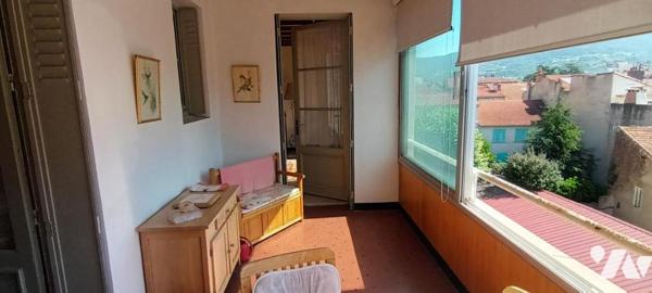 appartement T4 avec terrasse au 4ième étage et garage