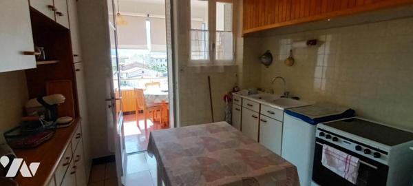 appartement T4 avec terrasse au 4ième étage et garage