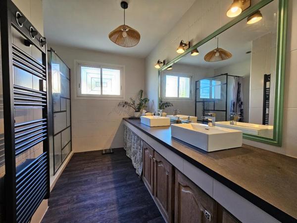 Bon Encontre : Maison familiale 160 m² - Vue panoramique et position dominante