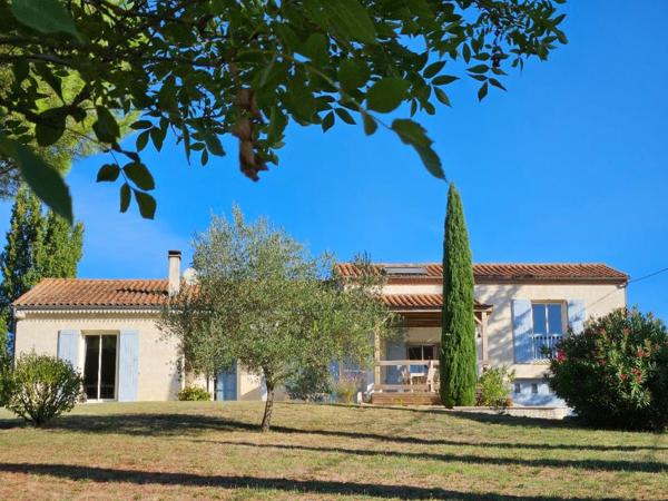 Bon Encontre : Maison familiale 160 m² - Vue panoramique et position dominante