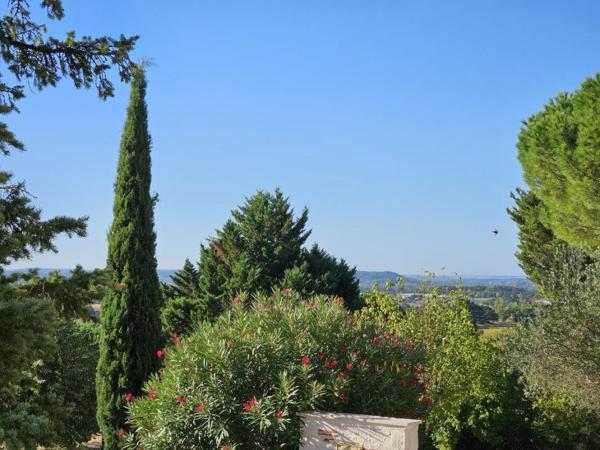 Bon Encontre : Maison familiale 160 m² - Vue panoramique et position dominante