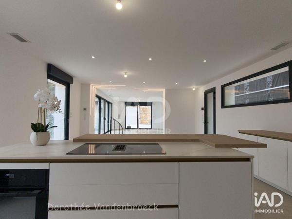 Maison à vendre 5 pièces 157 m² Istres