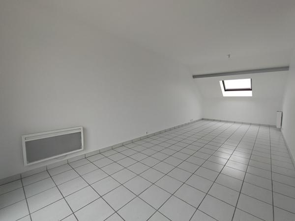 Appartement MONTGERON 1 pièce(s) 32.90m2