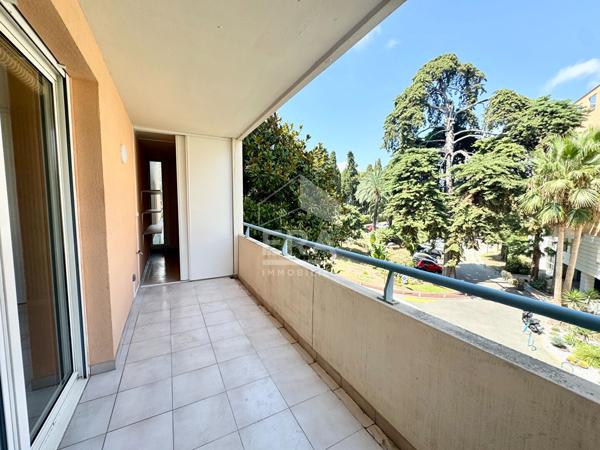 Cannes la bocca, location F1