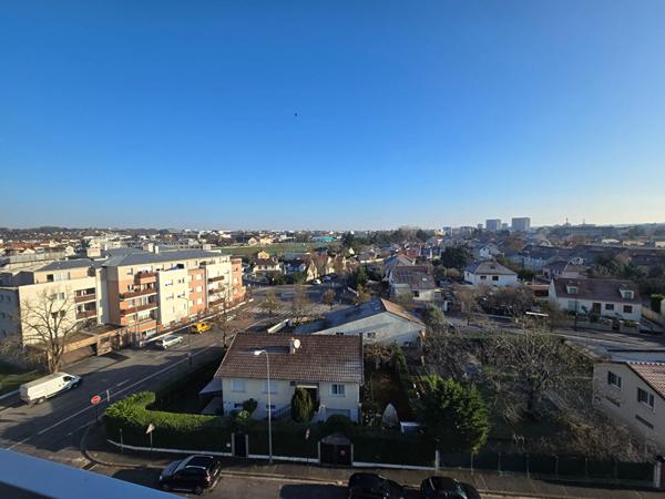 Appartement  à louer Meaux 4 pièce(s) 80.96 m2