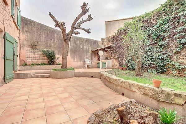 CHARMANTE MAISON DE VILLE T5 SUR SAINT-MITRE-LES-RAMPARTS - A VISITER SANS TARDER