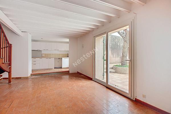 CHARMANTE MAISON DE VILLE T5 SUR SAINT-MITRE-LES-RAMPARTS - A VISITER SANS TARDER