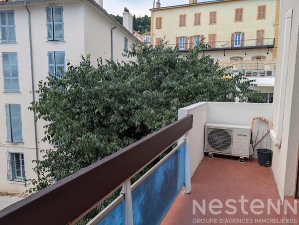 Appartement 1 pièce à louer à Hyères - Calme et Confort