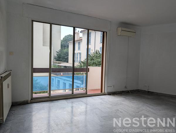 Appartement 1 pièce à louer à Hyères - Calme et Confort