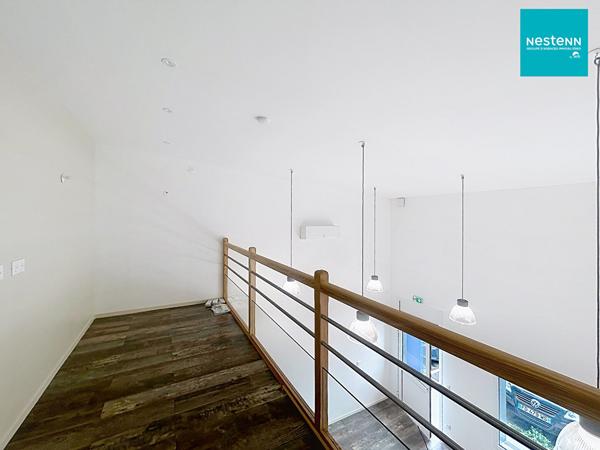 Local commercial/professionnel -  Saint Just Saint Rambert - 150 m²