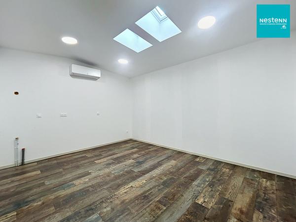 Local commercial/professionnel -  Saint Just Saint Rambert - 150 m²