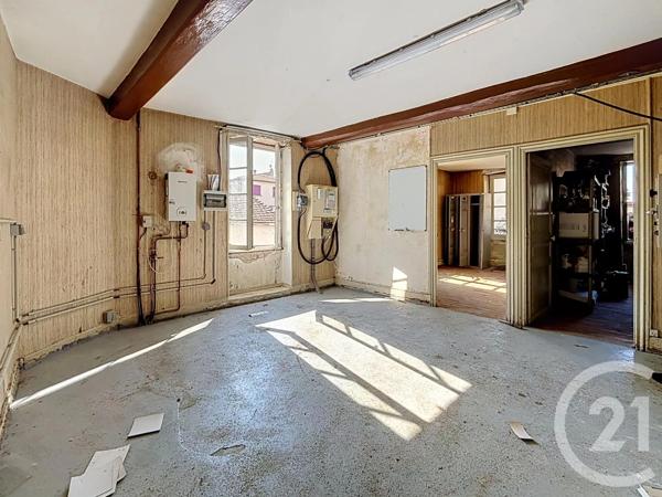 Maison à vendre  5 pièces - 185 m 2   ENNEZAT  - 63