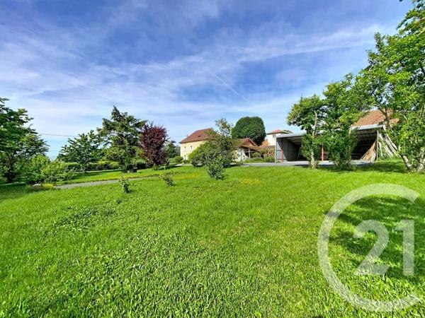 Maison à vendre  5 pièces - 185 m 2   ENNEZAT  - 63