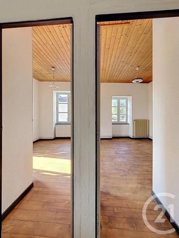 Maison à vendre  5 pièces - 185 m 2   ENNEZAT  - 63