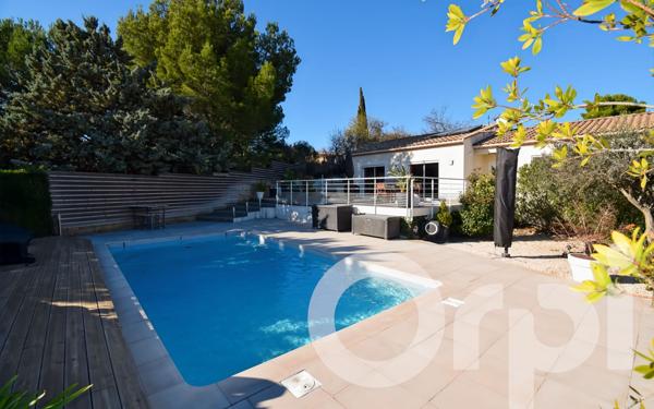 Maison à vendre    5 pièces •  Poulx