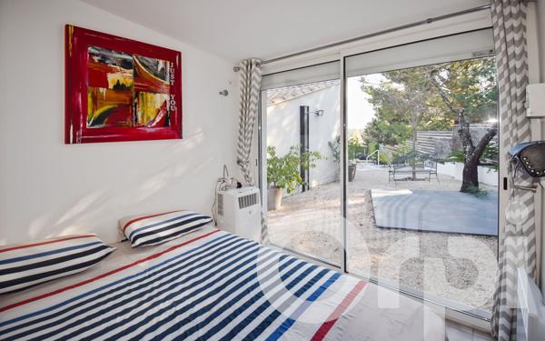 Maison à vendre    5 pièces •  Poulx