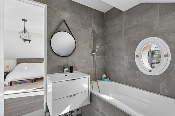 Rare sur le secteur ! Maison familiale avec piscine et grand jardin