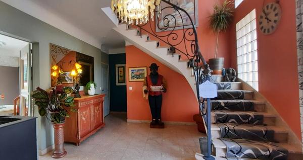 Maison à vendre 8 pièces  193 m² PROCHE AIRE SUR L'ADOUR (40) 5 Chambres-Garage-1900 m² de terrain avec piscine.
