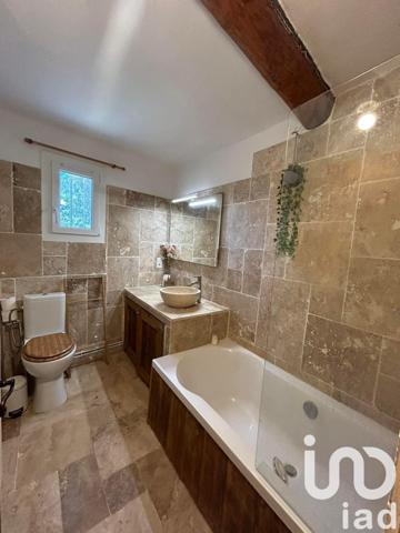 Maison de campagne 6 pièces de 195 m² à Lorgues (83510)