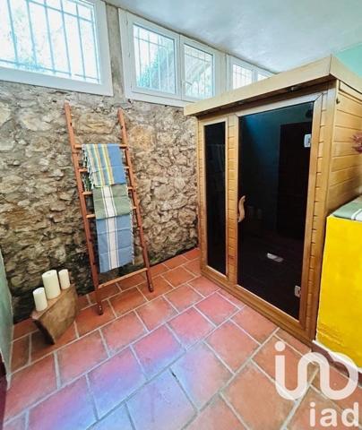 Maison de campagne 6 pièces de 195 m² à Lorgues (83510)