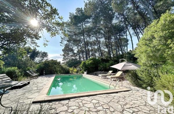 Maison de campagne 6 pièces de 195 m² à Lorgues (83510)