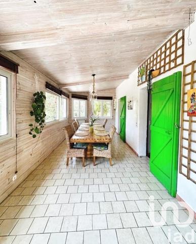 Maison de campagne 6 pièces de 195 m² à Lorgues (83510)