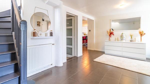 Jolie Maison de 158 m² proche des commodités avec piscine et dépendance - Bergerac