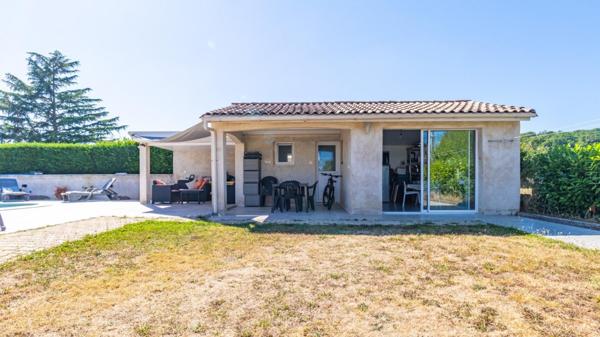 Jolie Maison de 158 m² proche des commodités avec piscine et dépendance - Bergerac