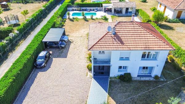 Jolie Maison de 158 m² proche des commodités avec piscine et dépendance - Bergerac